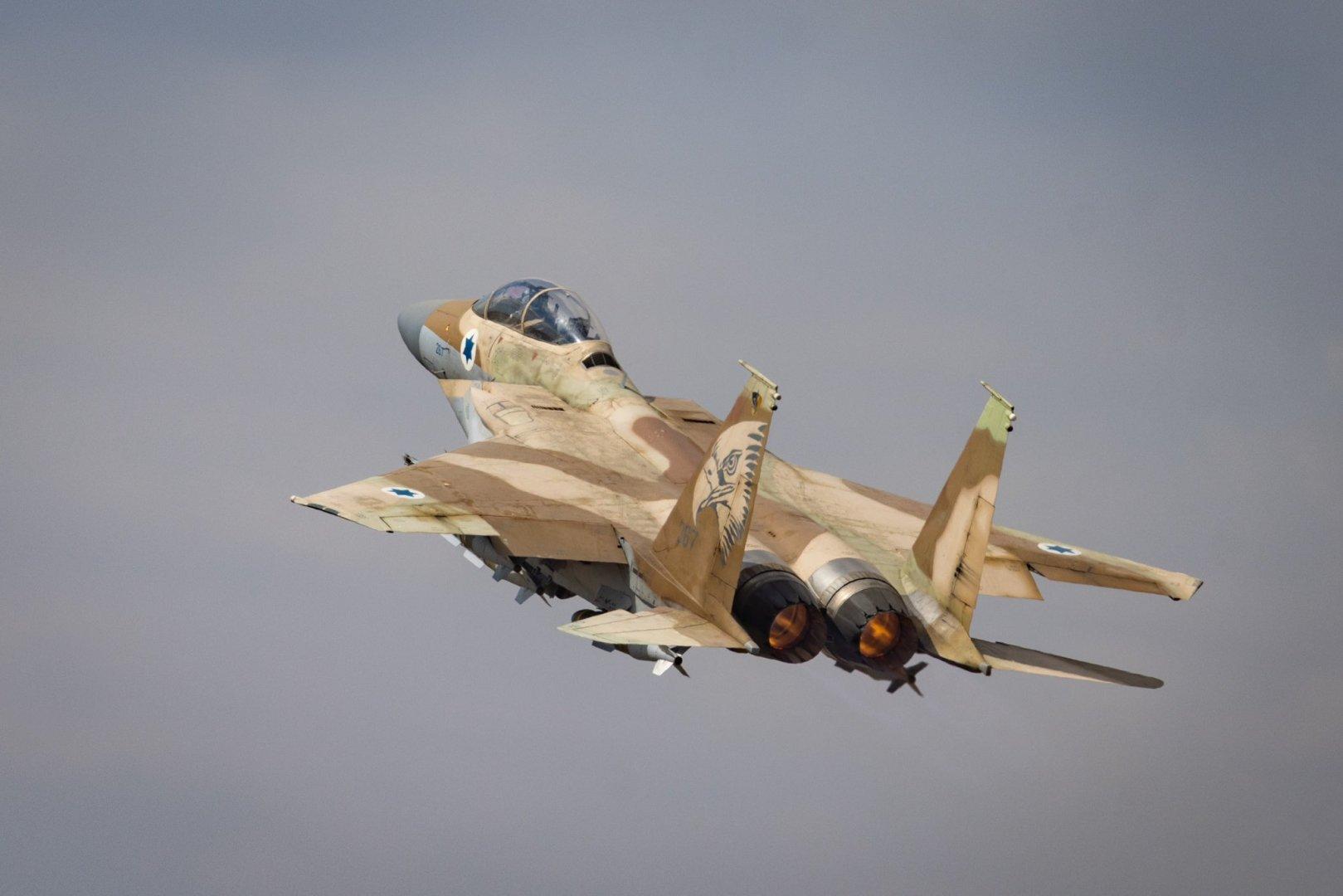 israel_jet_021225-4.jpg-4